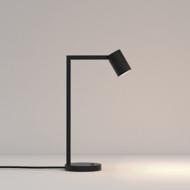 아스트로 Ascoli Desk Lamp 매트 블랙