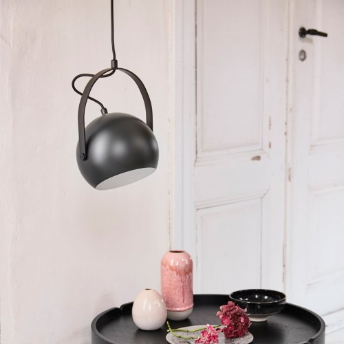 프랜슨 - 펜던트 ball lamp with handle oe 19 cm 블랙 / 화이트 Frandsen - pendant ball lamp with handle oe 19 cm  black / white 09504