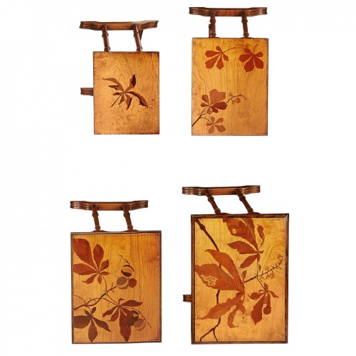 Cugini Lanzani Set of 4 Inlaid Nesting 테이블S by Emile Galle 11466