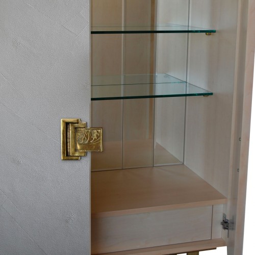 Cupioli Domiziano 화이트 2-Door Cabinet 06521